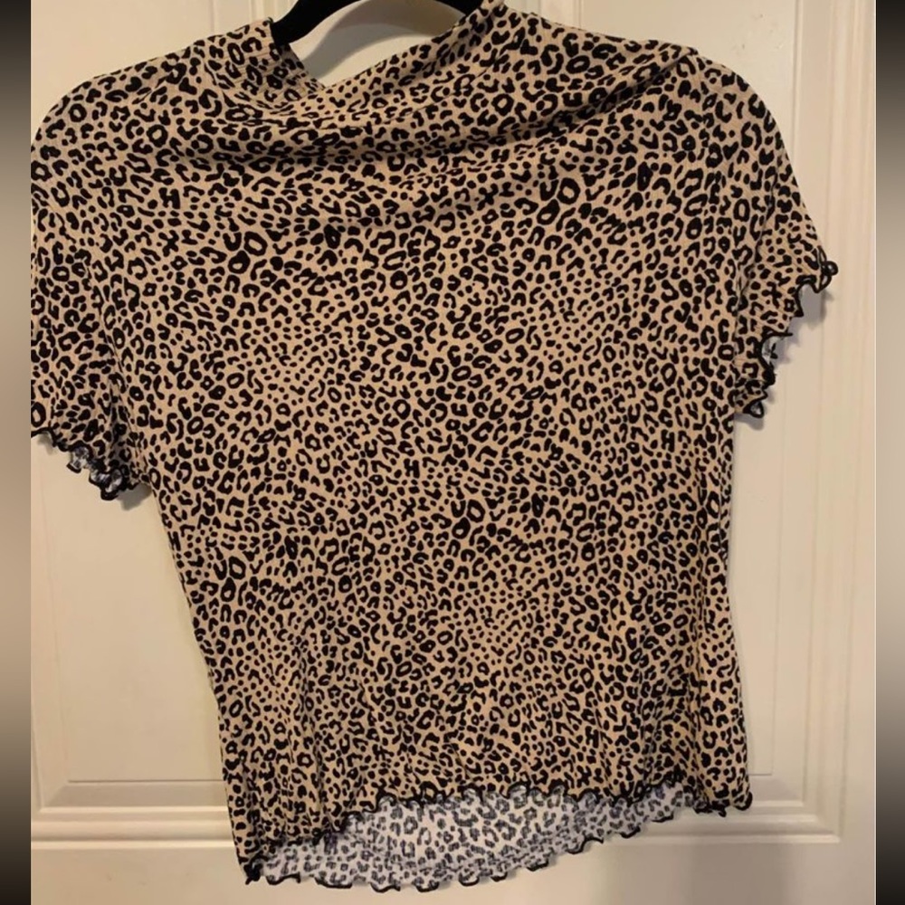 Leopard Print, Tight/Stretchy Short Sleeve Top